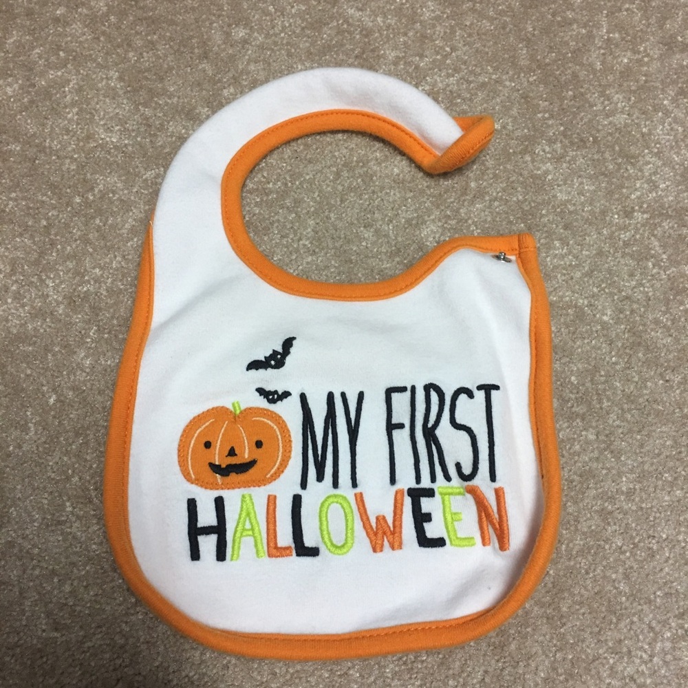 2 super cute my first Halloween bibs